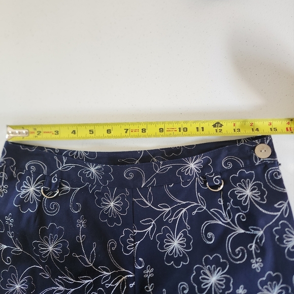 Maison D'Amelie Navy Floral Cropped Wide Leg Pants Womens Size Small New - Picture 8 of 11